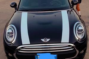 Mini Cooper d f55 1.5 116 cv