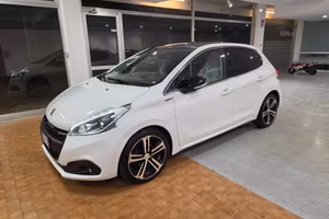 Peugeot 208 BlueHDi 100 5 porte GT Line