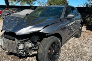 Jaguar F-Pace 2.0 D 204 CV AWD aut. R-Dynamic SE s