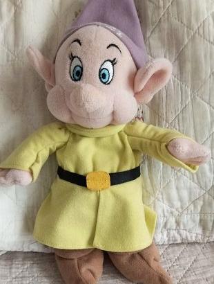 Cucciolo dei sette nani bambola