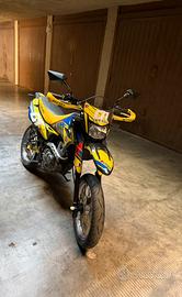 Suzuki DR125SM