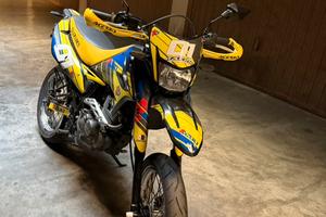 Suzuki DR125SM