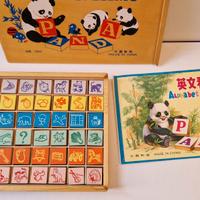 Alfabeto inglese x bambini con tasselli in legno