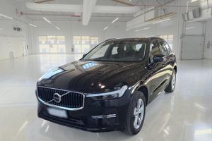 VOLVO XC60 B4 D AWD AUTOMATICO MOMENTUM SUV