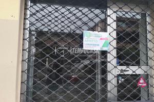 Locale Commerciale di 65mq ad Alta Visibilità - Fr