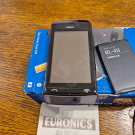 nokia asha 305