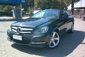 Mercedes-benz C 220 CDI BlueEFFICIENCY Coupé Execu