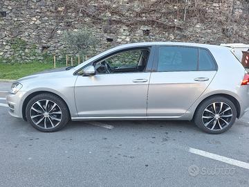 Volkswagen Golf 7  1.6 tdi UNICA!