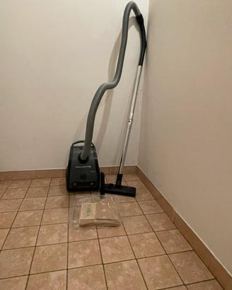 Aspirapolvere Rowenta Neo 1500 Watt