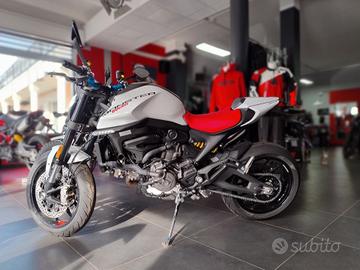 Ducati Monster 937