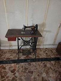 macchina da cucire vintage