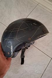 casco scooter a scodella