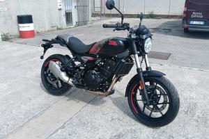 Royal Enfield Guerrilla 450