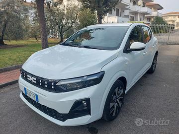Nuova dacia sandero 