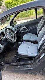 Macchina smart coupe usata
