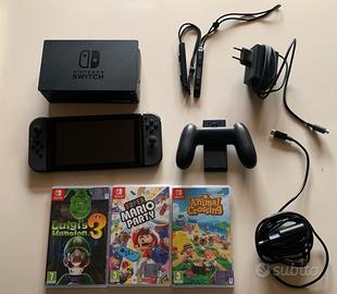 Nintendo Switch Grigia + Tre Giochi Top -