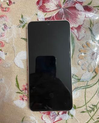 Samsung S24 
