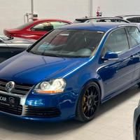 Volkswagen Golf 3.2 VR6 4mot. 3p. DSG R32