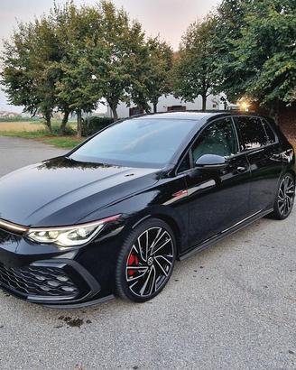Volkswagen Golf 8 GTI 2.0 TSI (2021)-Full Optional