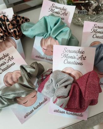 6 scrunchies