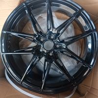 Cerchi 19, canale j8,5 mozzo 5x108