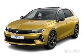 Musata completa e ricambi vari OPEL ASTRA 2023