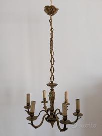 Lampadario in ottone smaltato 