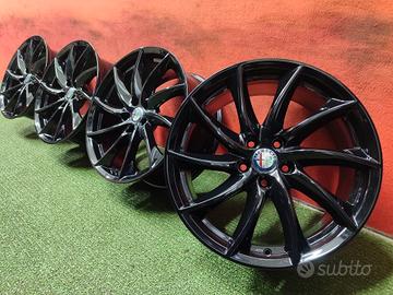 Cerchi Alfa Romeo Giulia 159 Giulietta Original 18