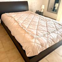 Letto in legno wenge