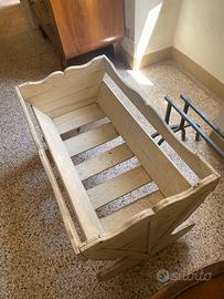 Antica culla a dondolo inizi 800/900