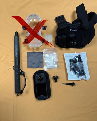 Insta 360 X3 + accessori