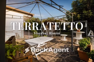 Casa indipendente di 180 m² con 5 locali e box aut