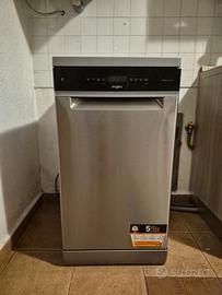 Lavastoviglie Whirlpool slim libera installazione