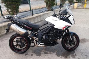 Triumph tiger 1050 sport