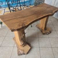 tavolo in legno  di quercia 