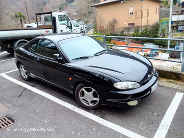 Hyundai Tiburon 1600 cc
