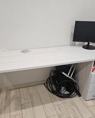 Scrivania 180x60