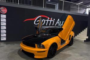 FORD Mustang CUSTOMIZZATA PORTIERI ALI DI GABBIA