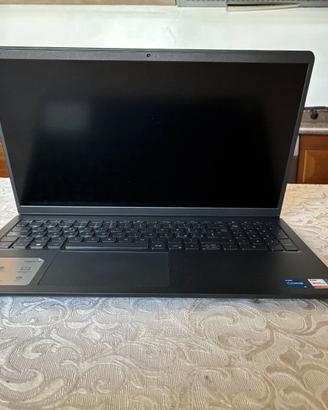 Dell Inspiron 15 3520 i5-1235U 16GB RAM 512GB SSD