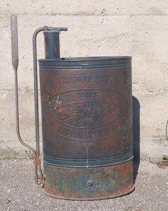 Pompa Irroratrice Vintage in Rame 