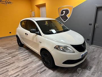 Lancia Ypsilon 1.2 69 CV Black and Noir PREZ...
