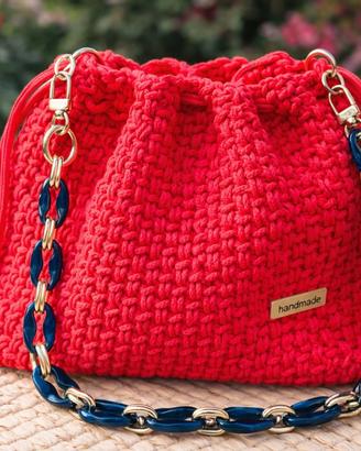 Borsa artigianale rossa in cordino fatta a mano