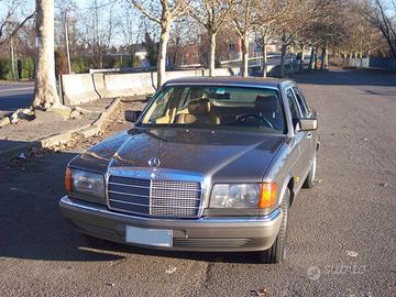 Mercedes-Benz 300 SE W126 – 1987 – Interni in pell