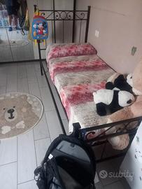 Letto in ferro  singolo – elegante e robusto