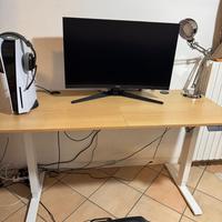 Scrivania ad altezza regolabile