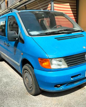 Mercedes Vito 