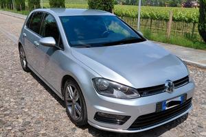 volkswagen golf 7  R-LINE 1.6 tdi bluemothion