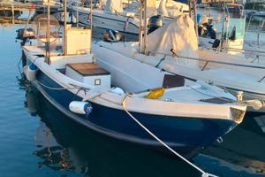 Barca 6 MT con Nanni 30 cv diesel