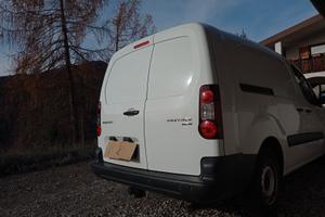 Furgone Peugeot partner L2