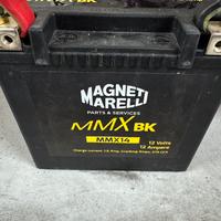 Batteria moto 12 V - 12 ampere